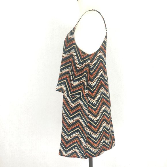 Lumiere NWT Chevron Printed Mini Dress Sz M - Picture 2 of 9